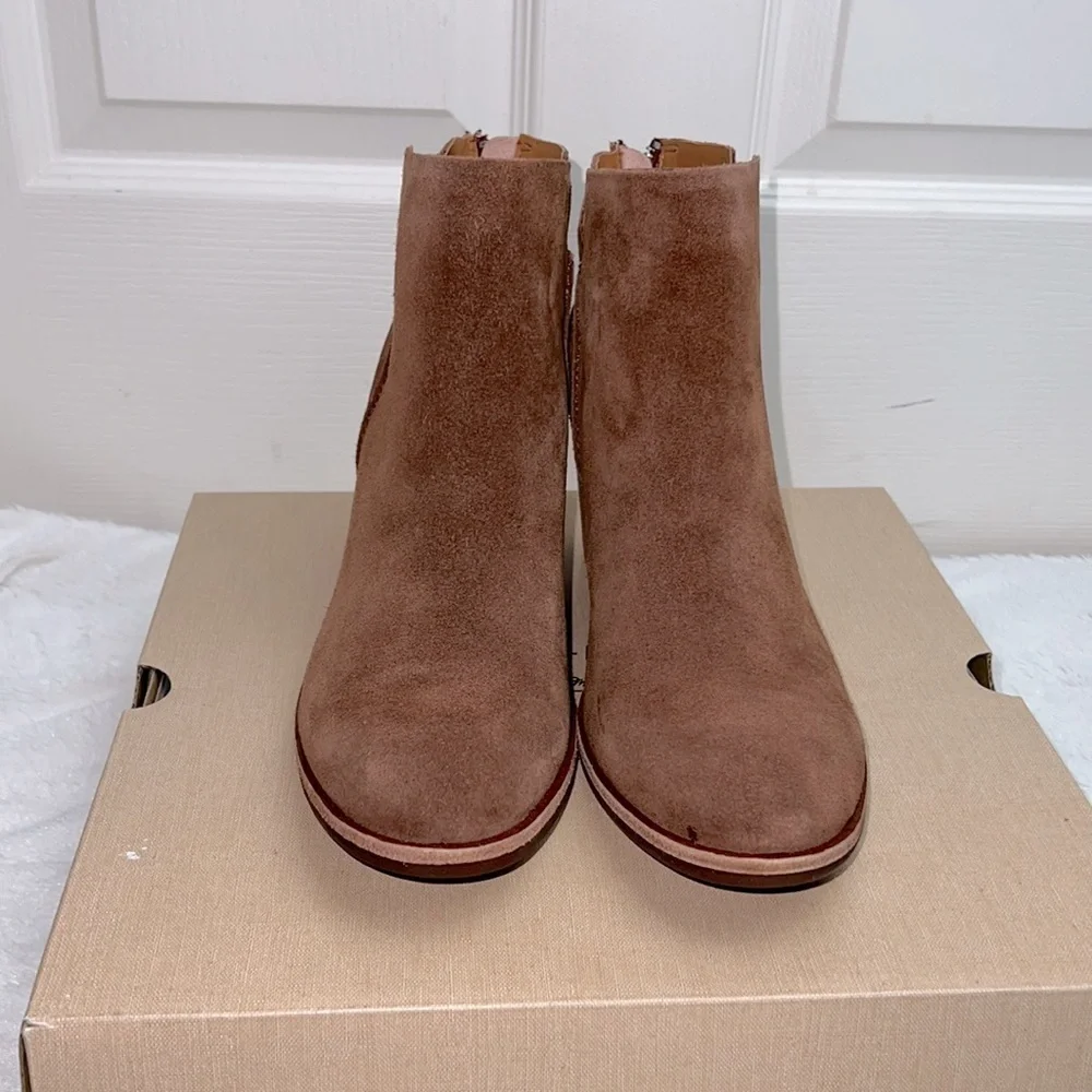 Kork-Ease Suede Leather Chandra Bootie Chunky Heel Boot Tan Brown Sz 9.5, NIB